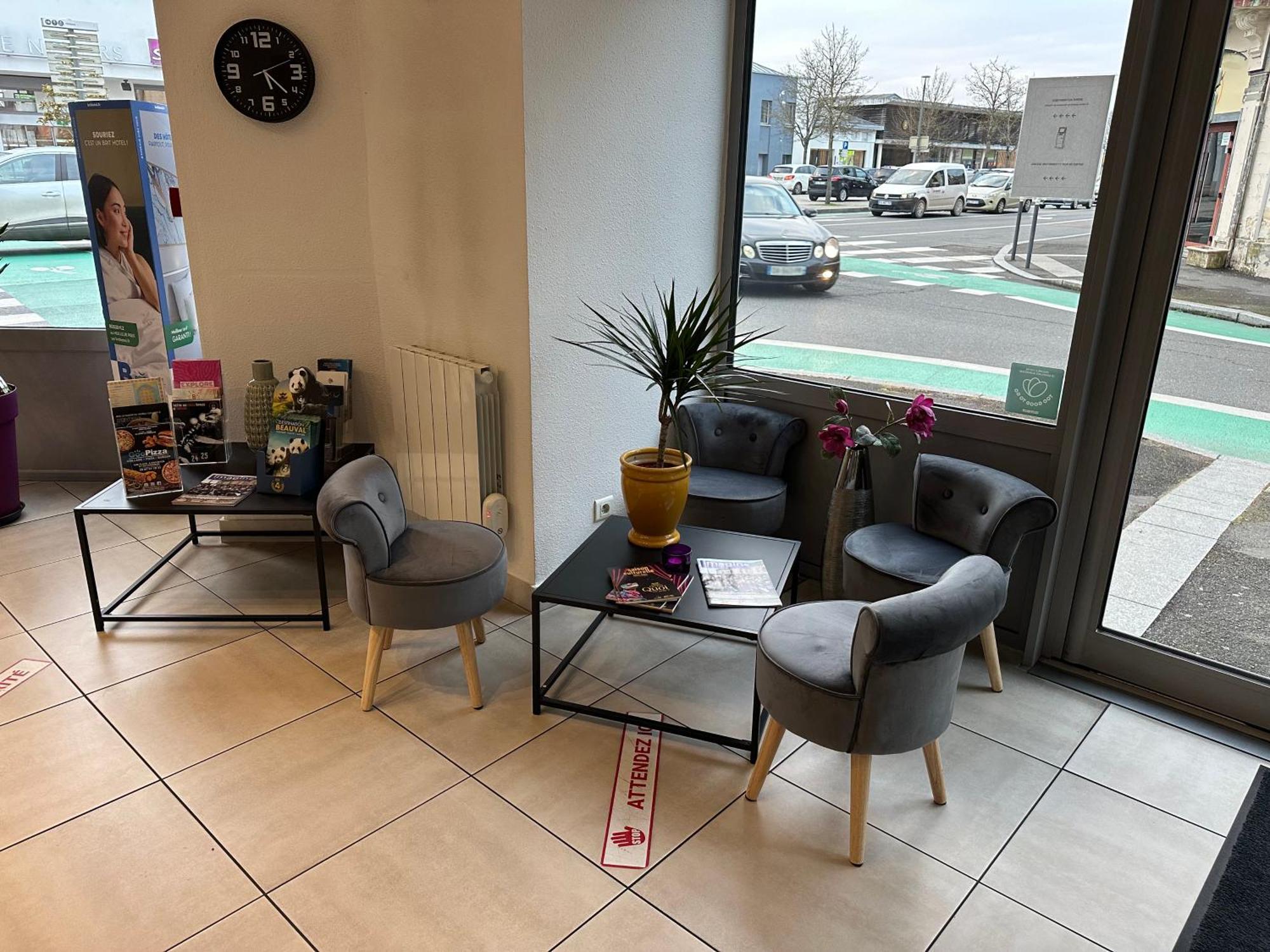 Brit Hotel Confort Nevers Centre Gare Zewnętrze zdjęcie