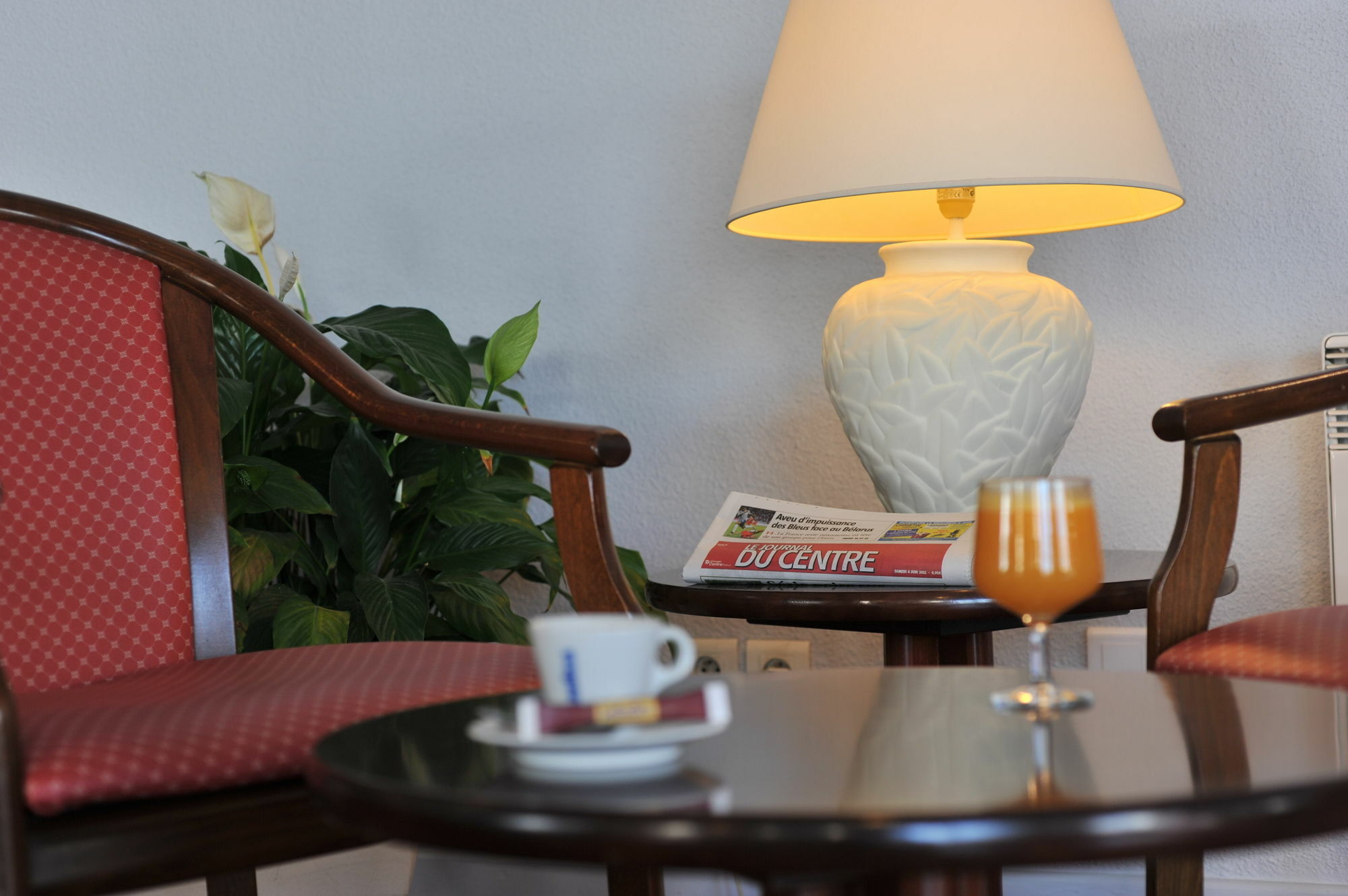 Brit Hotel Confort Nevers Centre Gare Zewnętrze zdjęcie