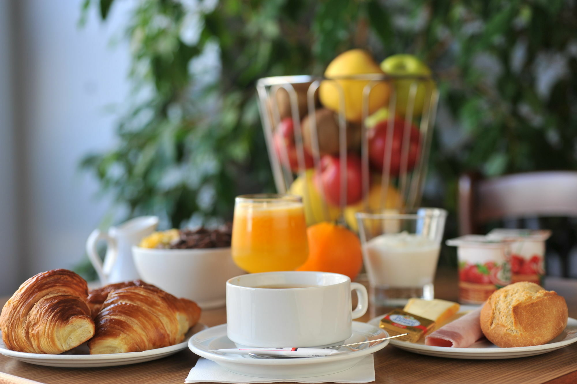 Brit Hotel Confort Nevers Centre Gare Zewnętrze zdjęcie