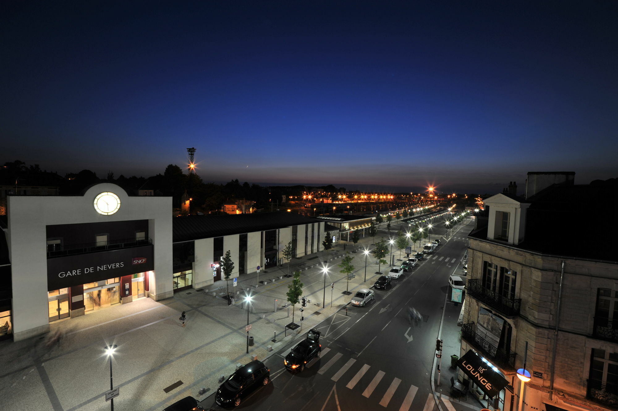 Brit Hotel Confort Nevers Centre Gare Zewnętrze zdjęcie